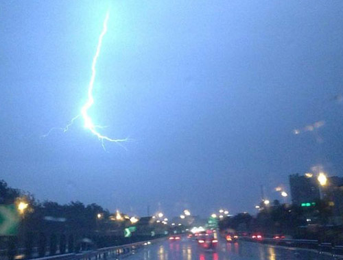 雷電的一般知識-從形成環(huán)境區(qū)別雷電的類別